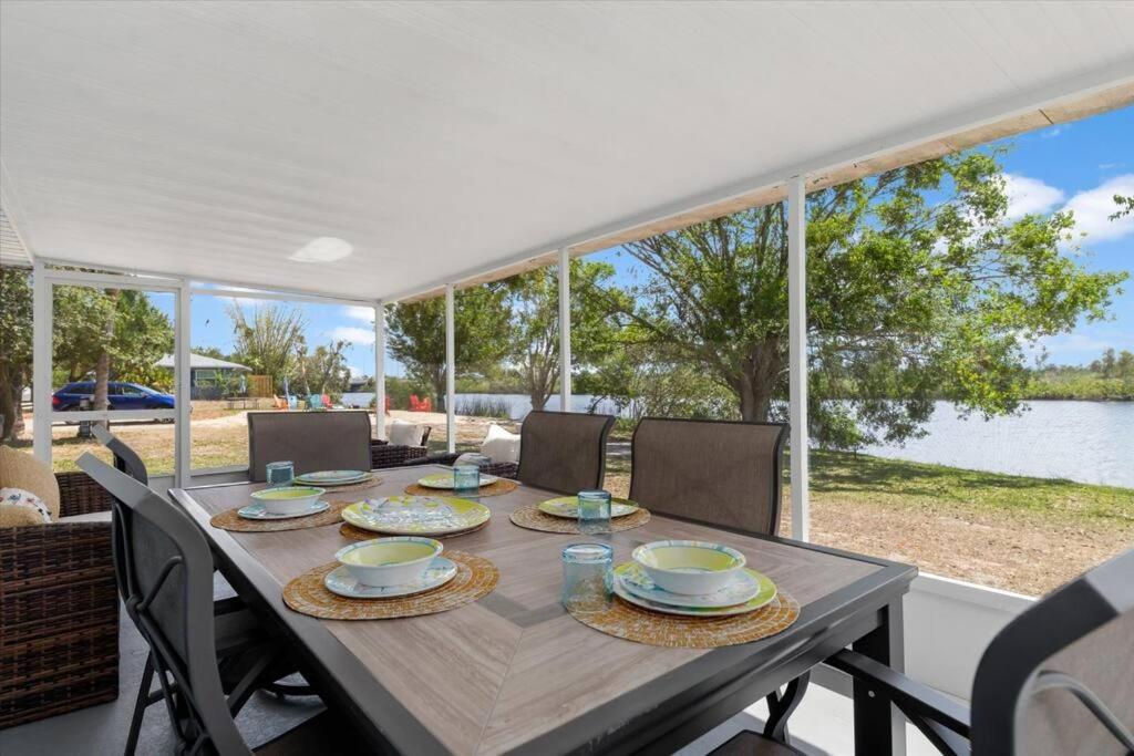 Waterfront Home Punta Gorda Exterior photo